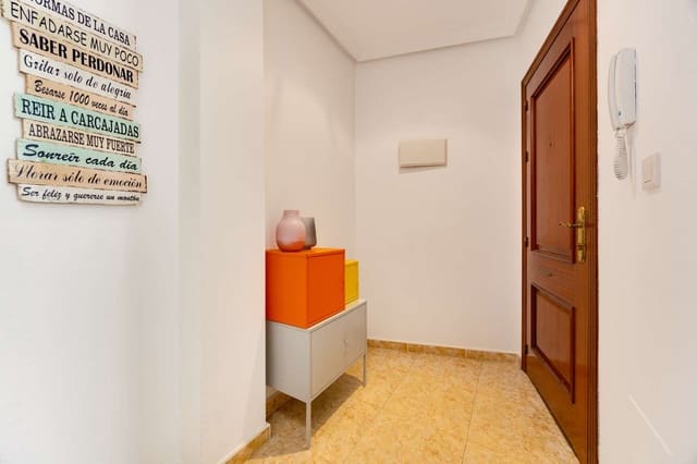 3 Zimmer Apartment zu verkaufen in San Miguel de Salinas mit Pool Garage - 159.990 € (Ref: 10035016)