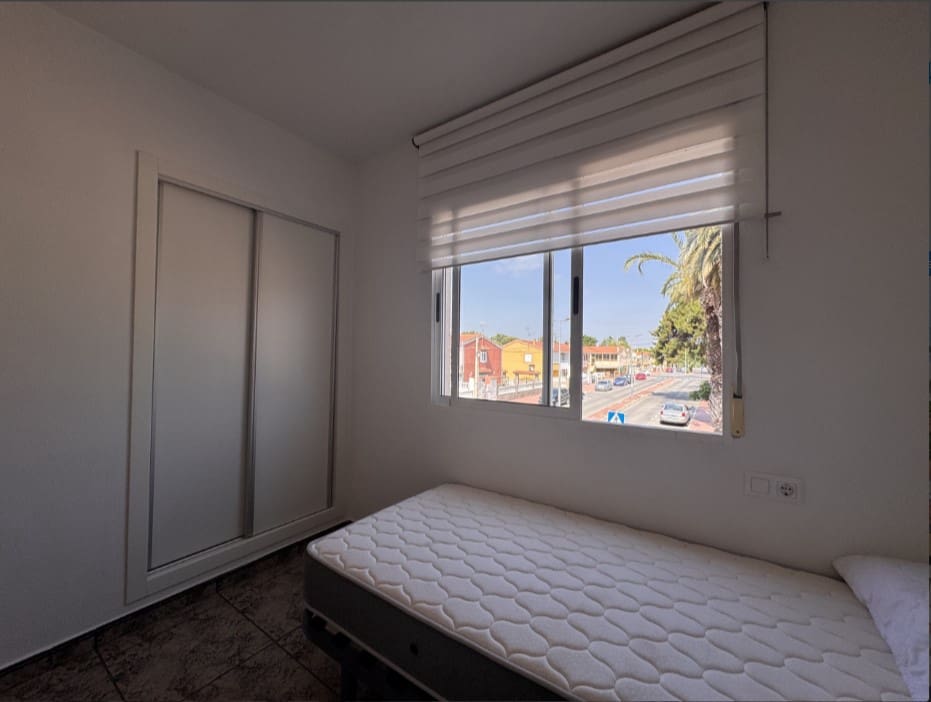3 soverom Leilighet til salgs i Torrevieja med svømmebasseng - € 234 900 (Ref: 10037090)
