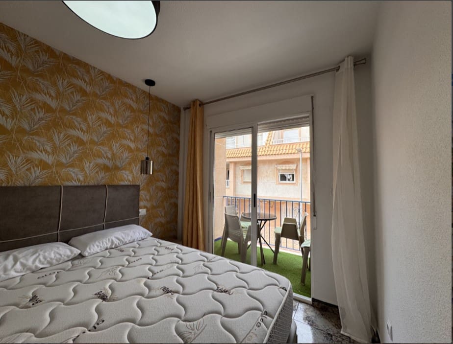 3 soverom Leilighet til salgs i Torrevieja med svømmebasseng - € 234 900 (Ref: 10037090)