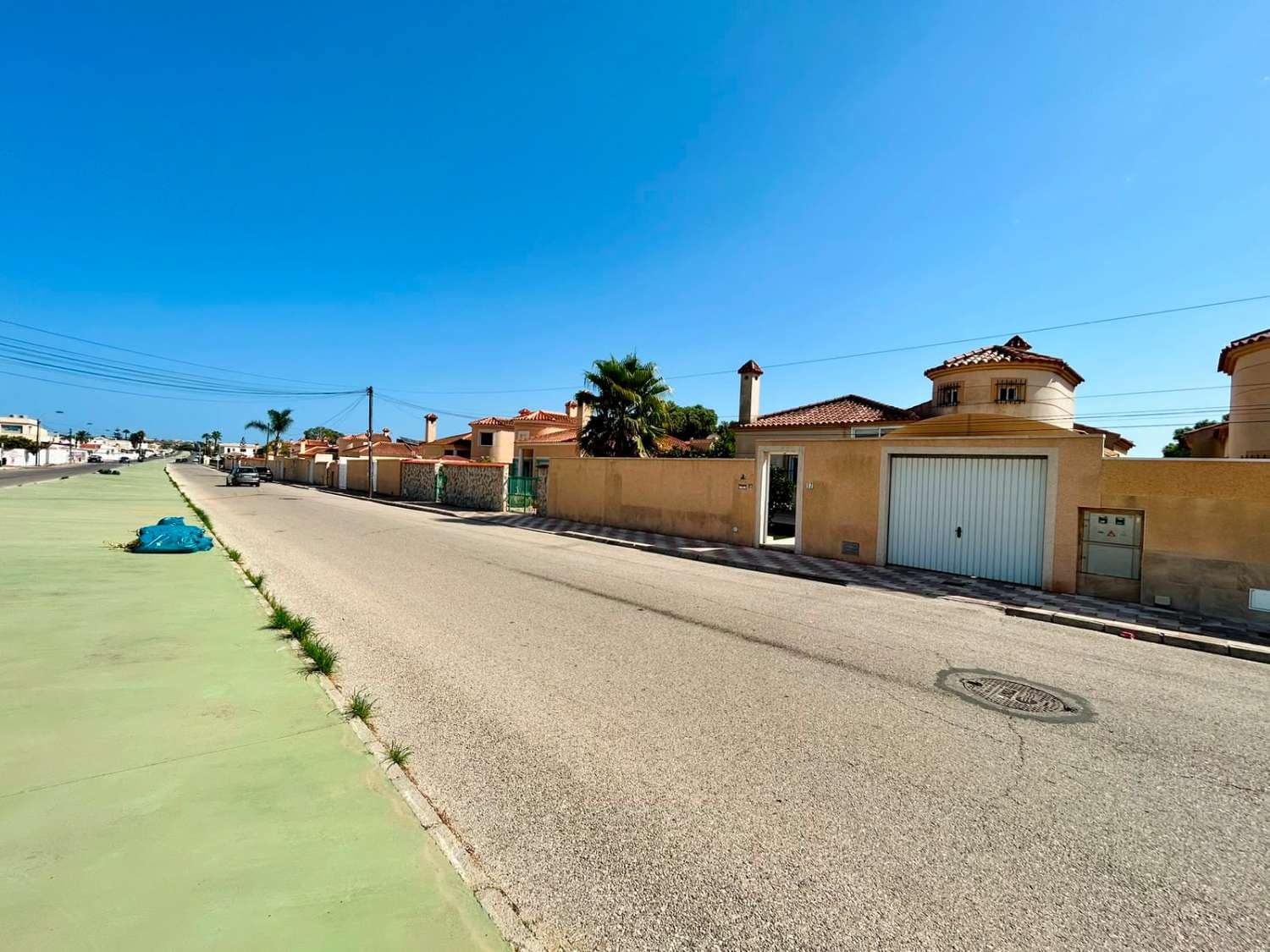3 bedroom Villa for sale in San Luis with pool garage - € 360,000 (Ref: 10037091)