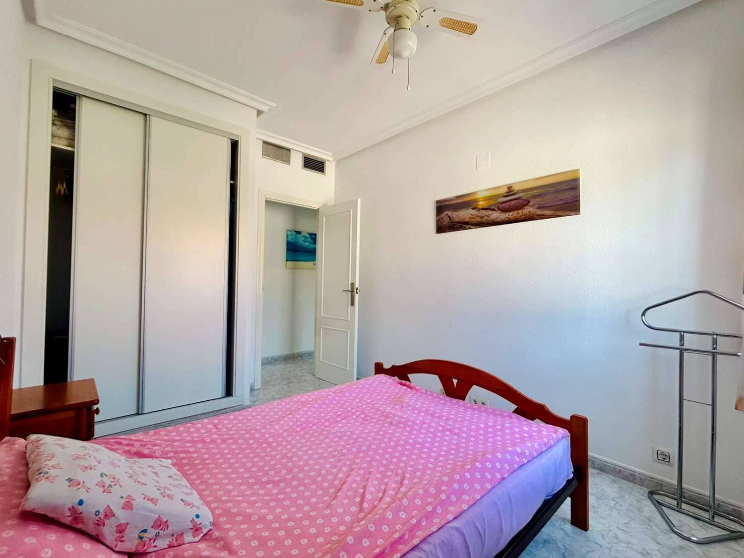 3 bedroom Villa for sale in San Luis with pool garage - € 360,000 (Ref: 10037091)