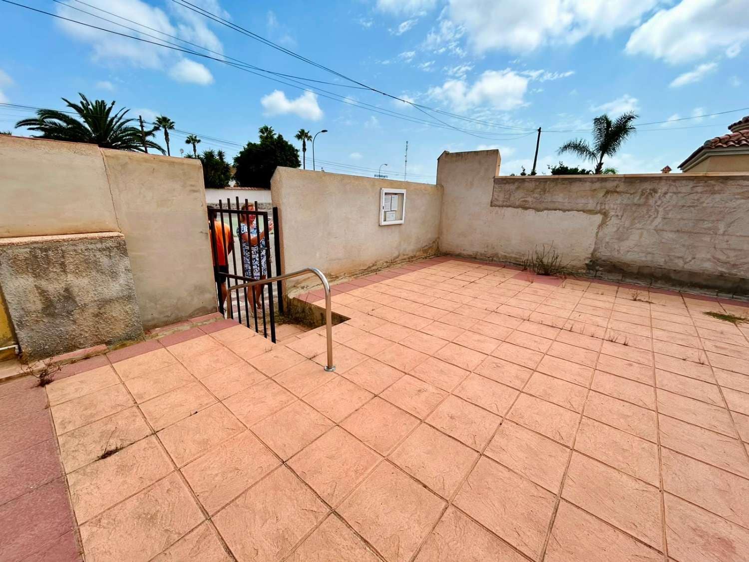 3 bedroom Villa for sale in San Luis with pool garage - € 360,000 (Ref: 10037091)