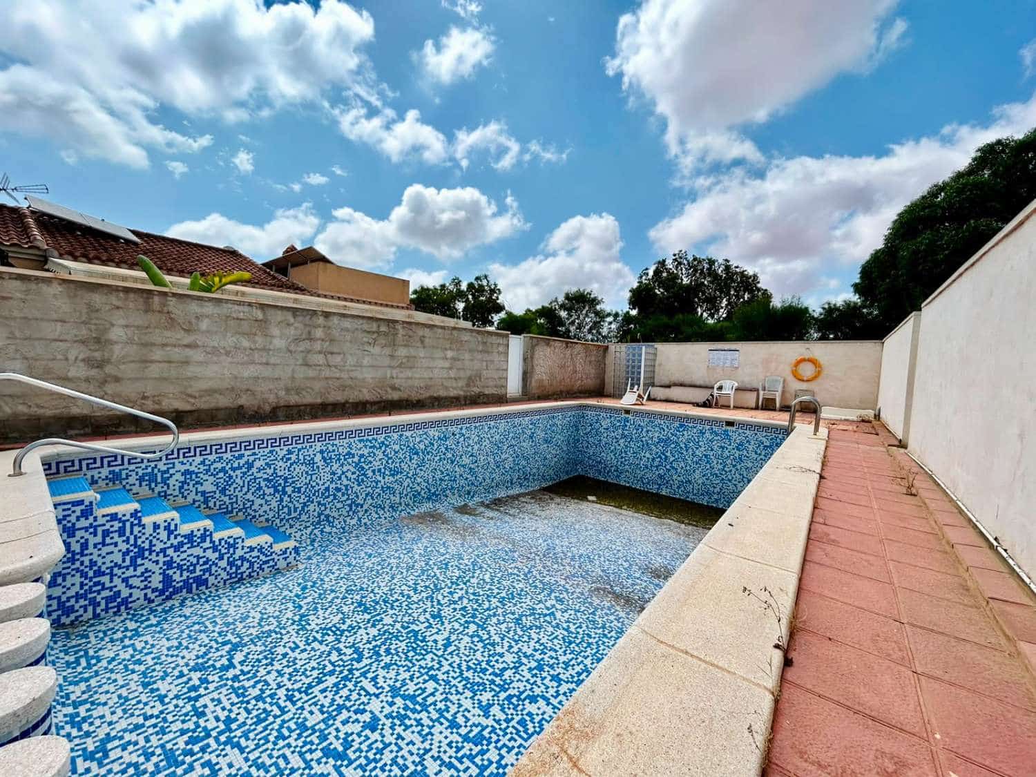 3 bedroom Villa for sale in San Luis with pool garage - € 360,000 (Ref: 10037091)