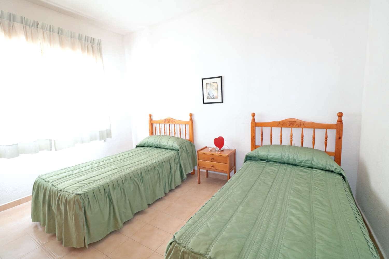 Bungalow de 3 habitaciones en La Veleta en venta - 189.000 € (Ref: 10058088)