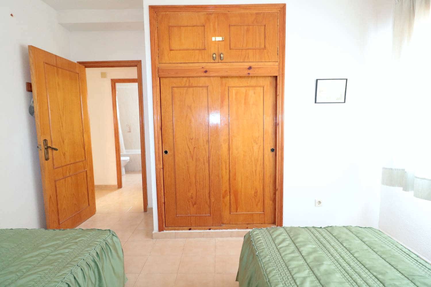 Bungalow de 3 habitaciones en La Veleta en venta - 189.000 € (Ref: 10058088)