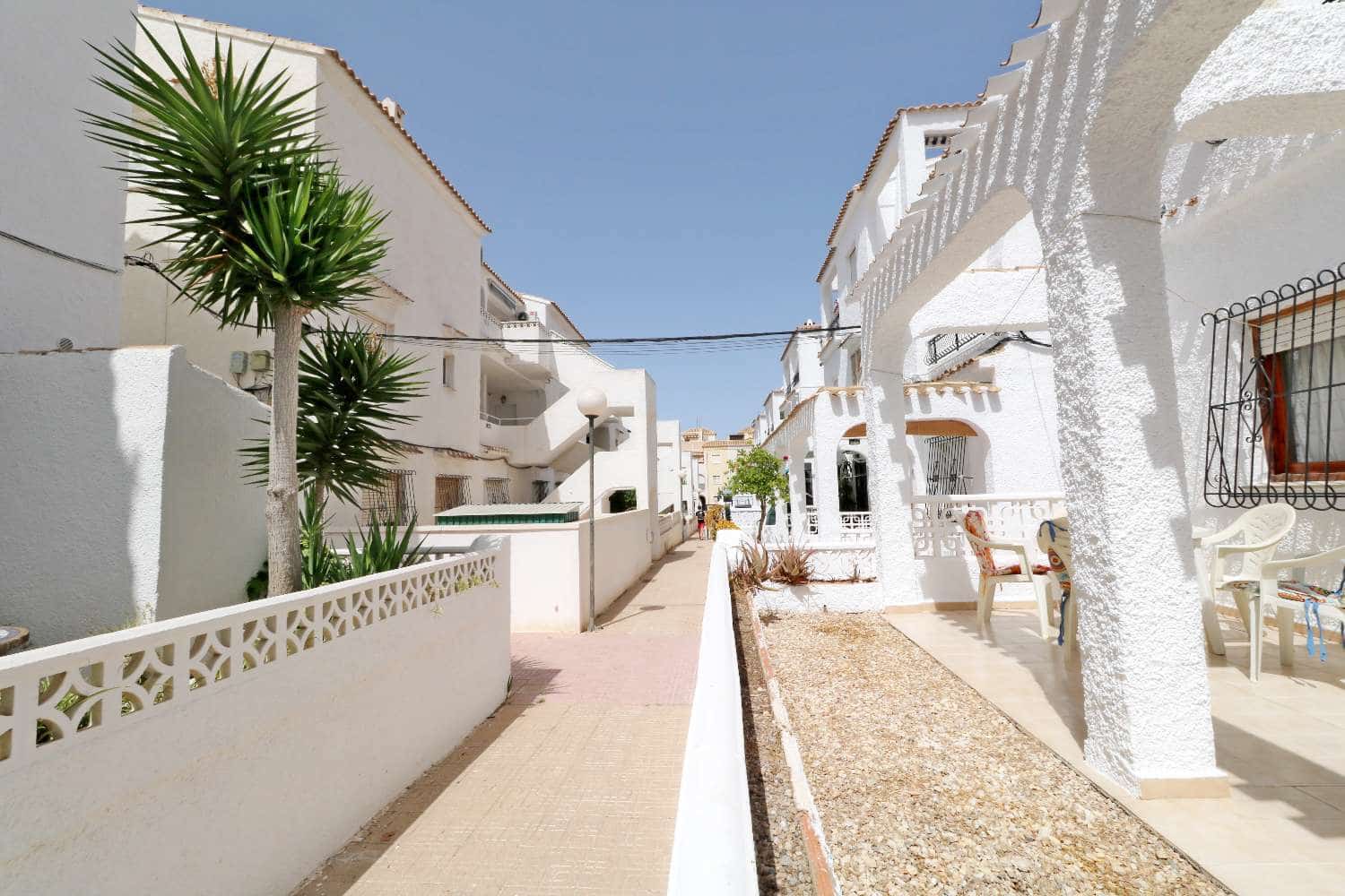 Bungalow de 3 habitaciones en La Veleta en venta - 189.000 € (Ref: 10058088)