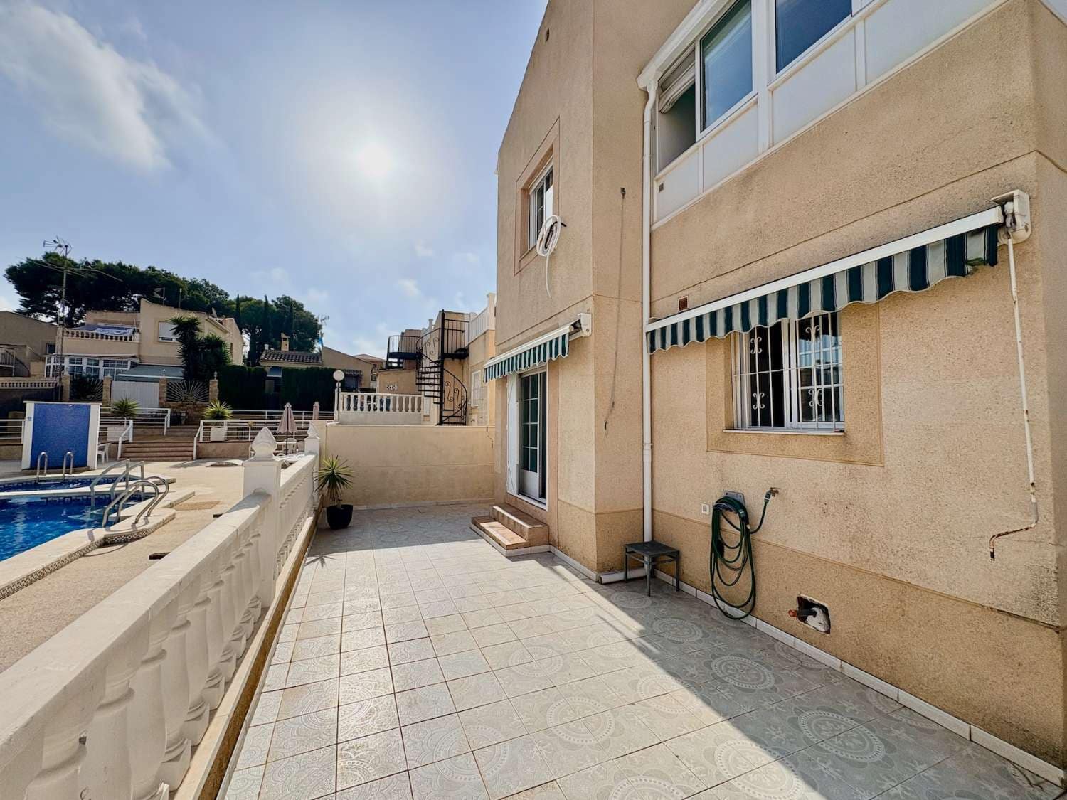 4 camera da letto Villa in vendita in Orihuela con piscina garage - 270.000 € (Rif: 10061393)