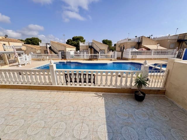 4 camera da letto Villa in vendita in Lomas de Cabo Roig - Los Dolses, Orihuela con piscina garage - 270.000 € (Rif: 10061393)