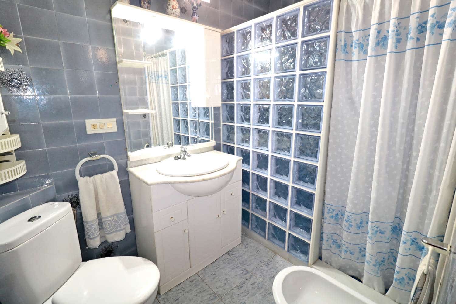 3 Zimmer Wohnung zu verkaufen in Torrevieja - 250.000 € (Ref: 10061395)