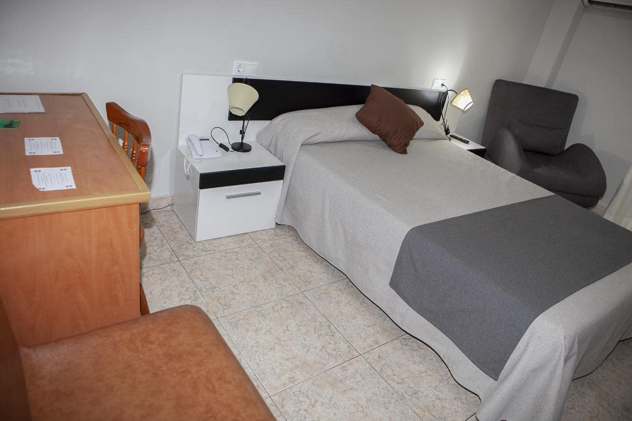 25 sovrum Hotell till salu i Torrevieja - 1 500 000 € (Ref: 10061396)