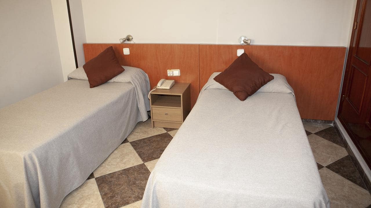 25 sovrum Hotell till salu i Torrevieja - 1 500 000 € (Ref: 10061396)