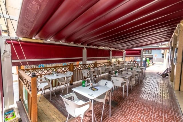 Local Comercial de 8 habitaciones en Torrevieja en venta - 1.250.000 € (Ref: 10061397)