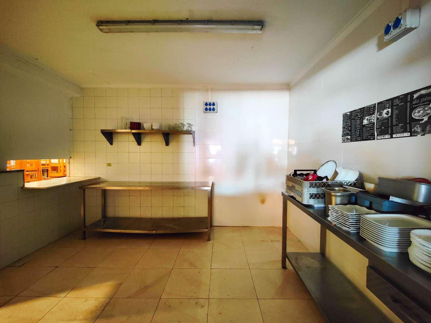6 slaapkamer Restaurant/bar te koop in Torrevieja - € 425.000 (Ref: 10061399)