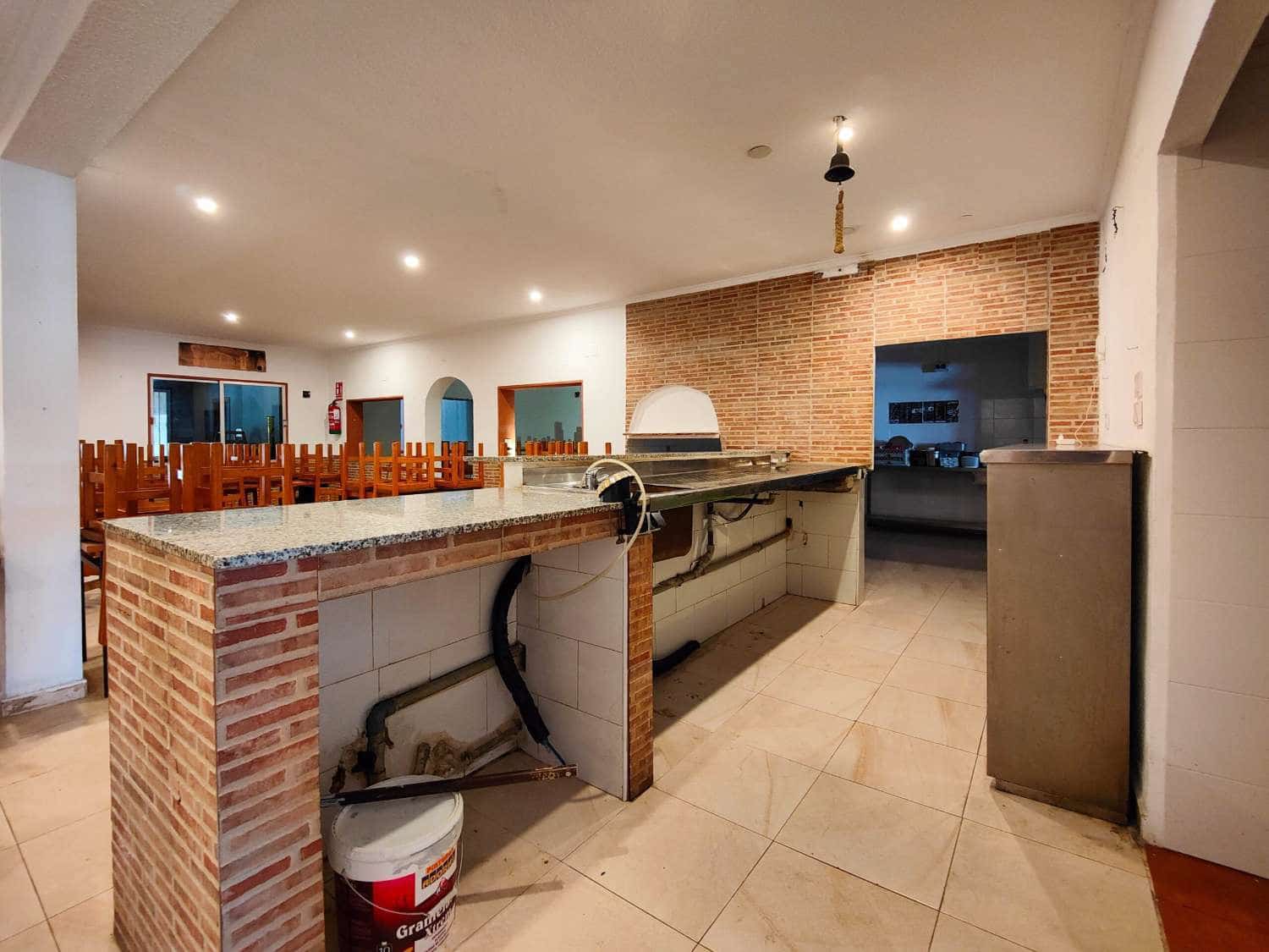 6 slaapkamer Restaurant/bar te koop in Torrevieja - € 425.000 (Ref: 10061399)