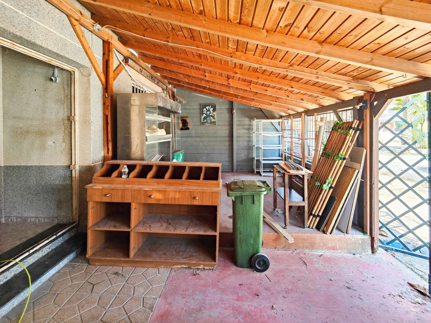 6 slaapkamer Restaurant/bar te koop in Torrevieja - € 425.000 (Ref: 10061399)