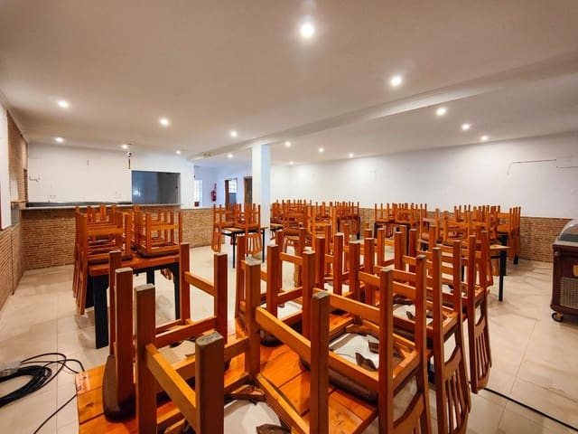 6 soveværelse Restaurant/Bar til salg i Torrevieja - € 425.000 (Ref: 10061399)