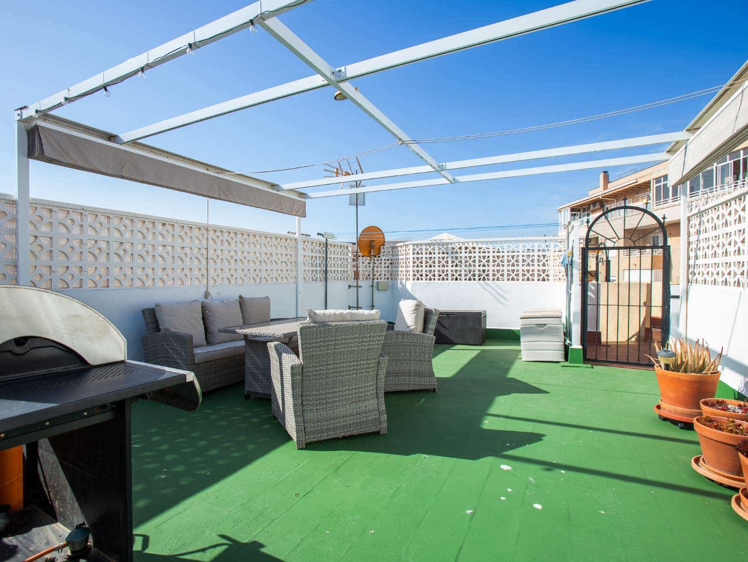 2 bedroom Apartment for sale in Torrevieja - € 145,000 (Ref: 10067212)