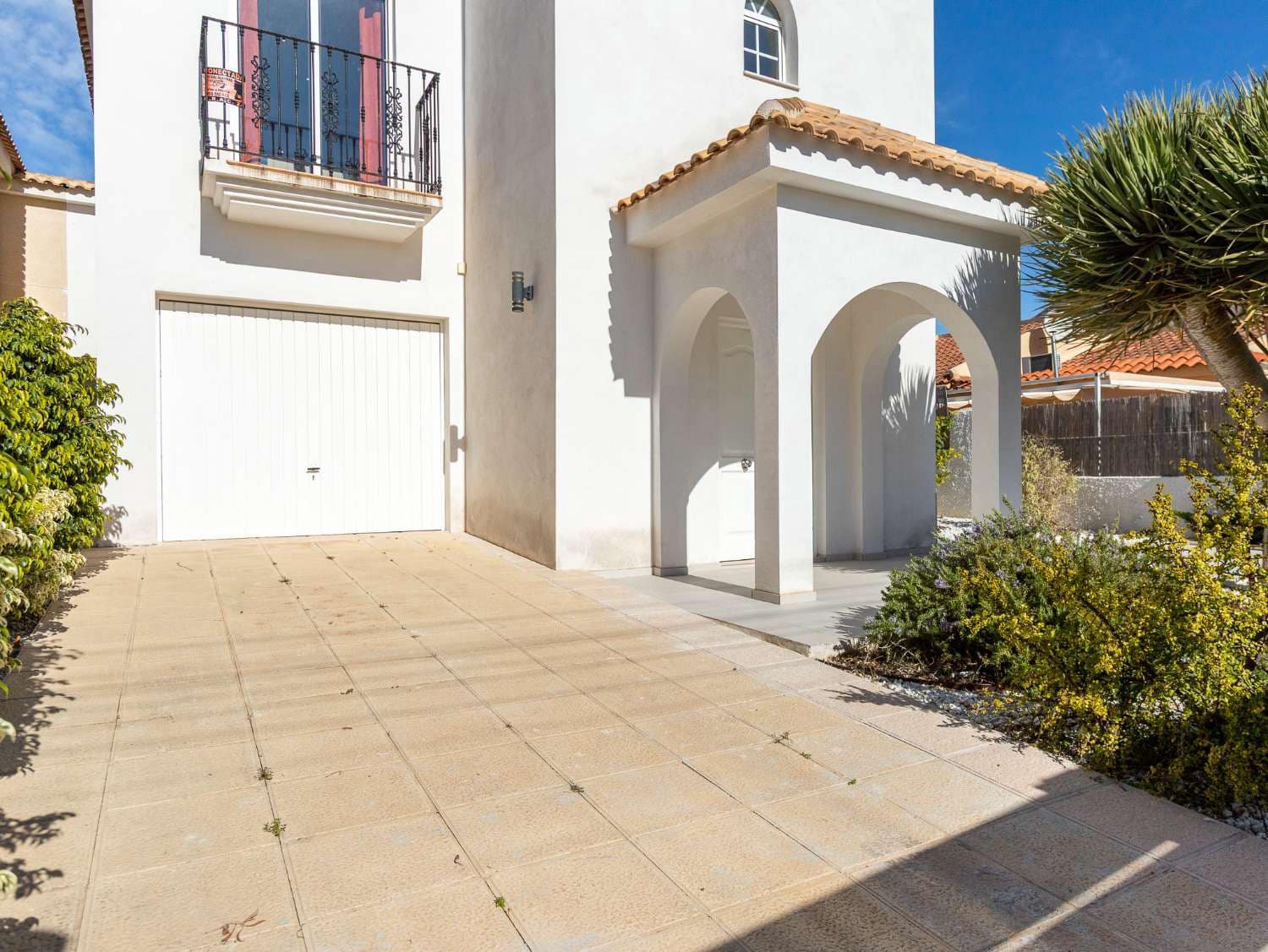 4 sovrum Villa till salu i Torrevieja med pool garage - 590 000 € (Ref: 10067213)