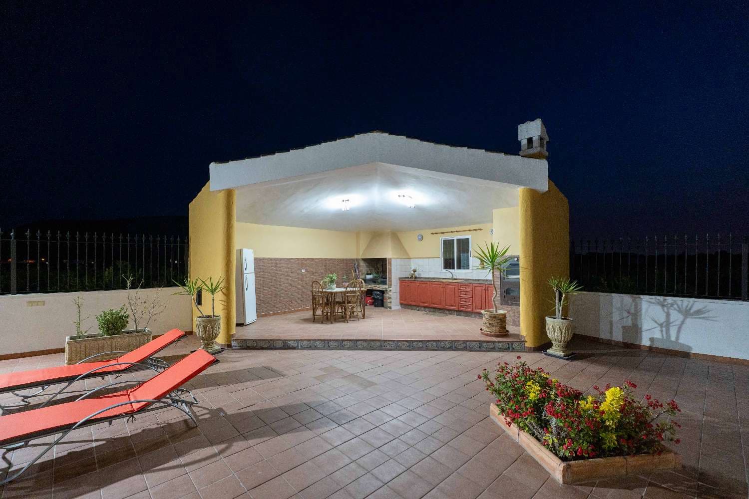 Chalet de 5 habitaciones en Orihuela en venta con piscina - 649.999 € (Ref: 10075408)