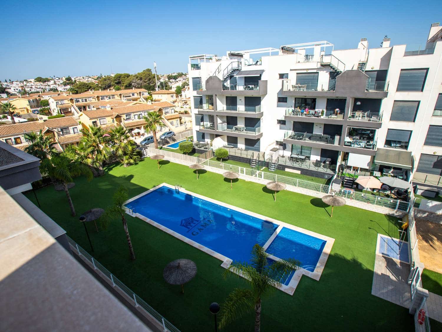 2 soveværelse Lejlighed til salg i Filipinas med swimmingpool garage - € 298.000 (Ref: 10077716)
