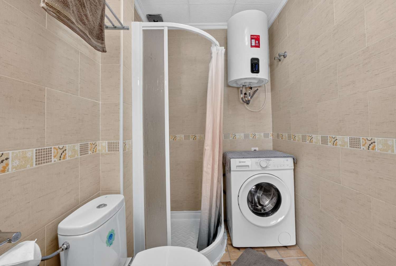 3 soveværelse Bungalow til salg i Torrevieja med swimmingpool - € 199.000 (Ref: 10077718)