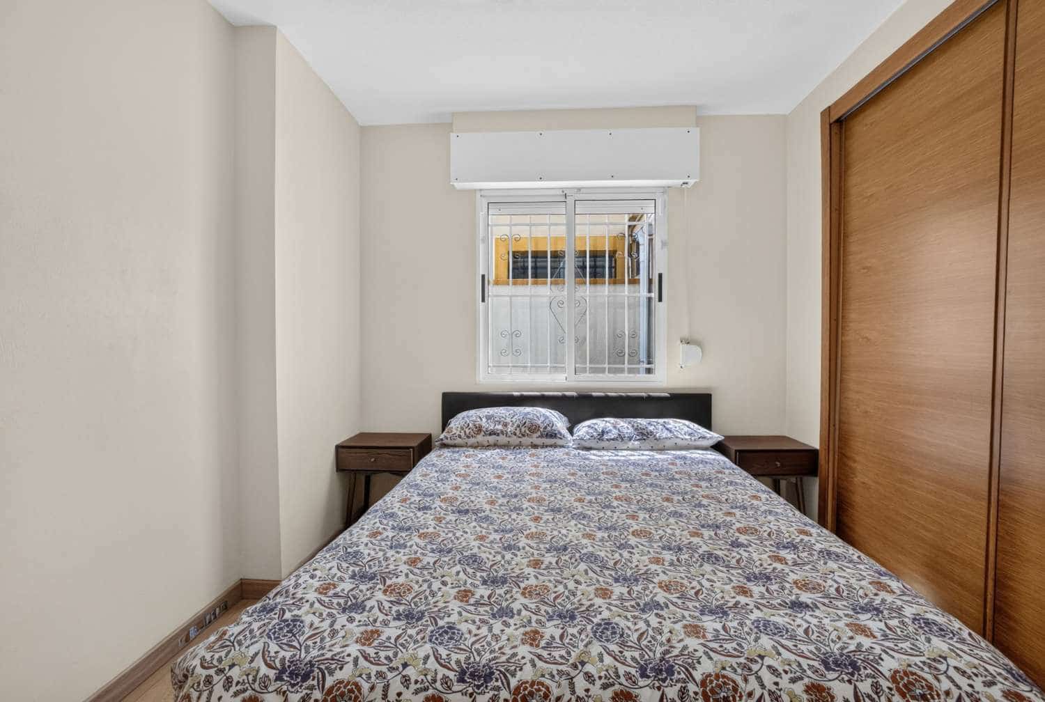 3 soveværelse Bungalow til salg i Torrevieja med swimmingpool - € 199.000 (Ref: 10077718)
