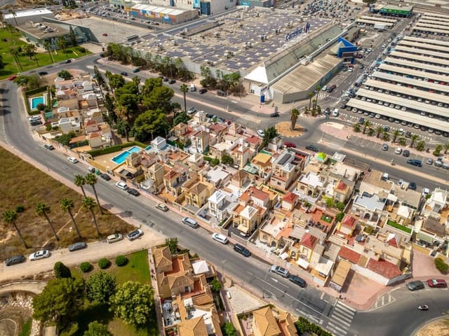3 soveværelse Bungalow til salg i El Chaparral - La Siesta - La Torreta, Torrevieja med swimmingpool - € 199.000 (Ref: 10077718)