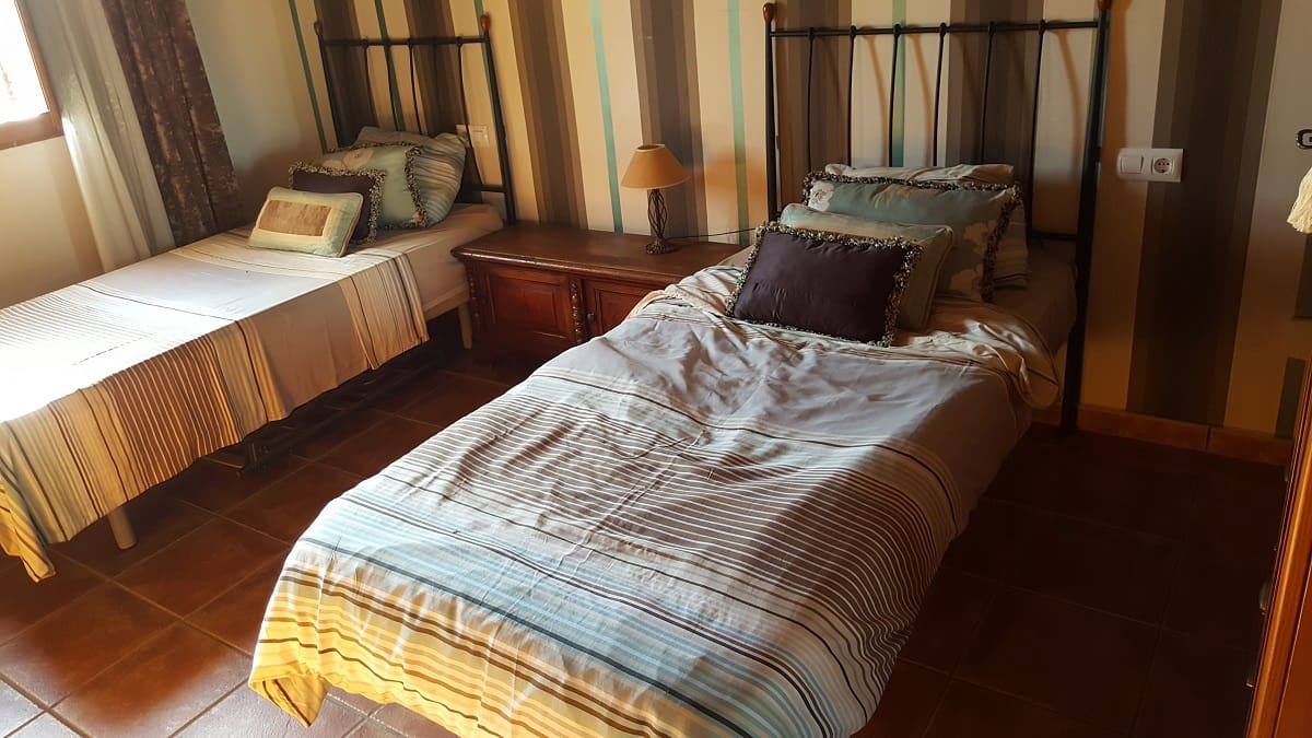 6 bedroom Finca/Country House for sale in La Murada with pool - € 950,000 (Ref: 10080552)
