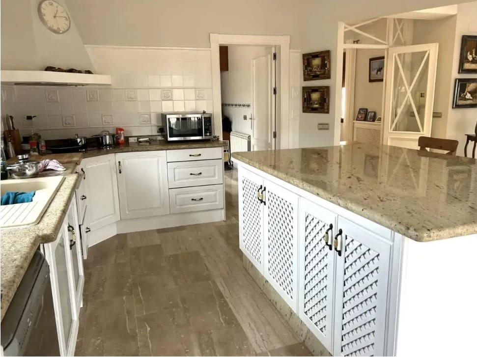 6 bedroom Finca/Country House for sale in La Murada with pool - € 950,000 (Ref: 10080552)