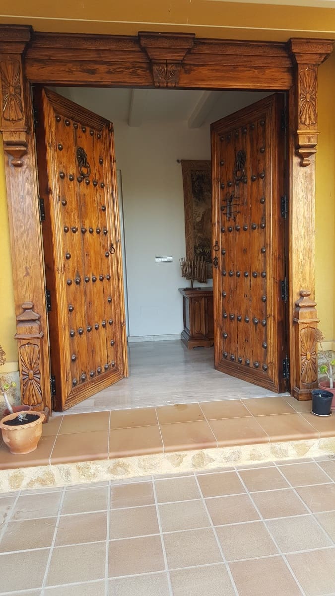 6 bedroom Finca/Country House for sale in La Murada with pool - € 950,000 (Ref: 10080552)