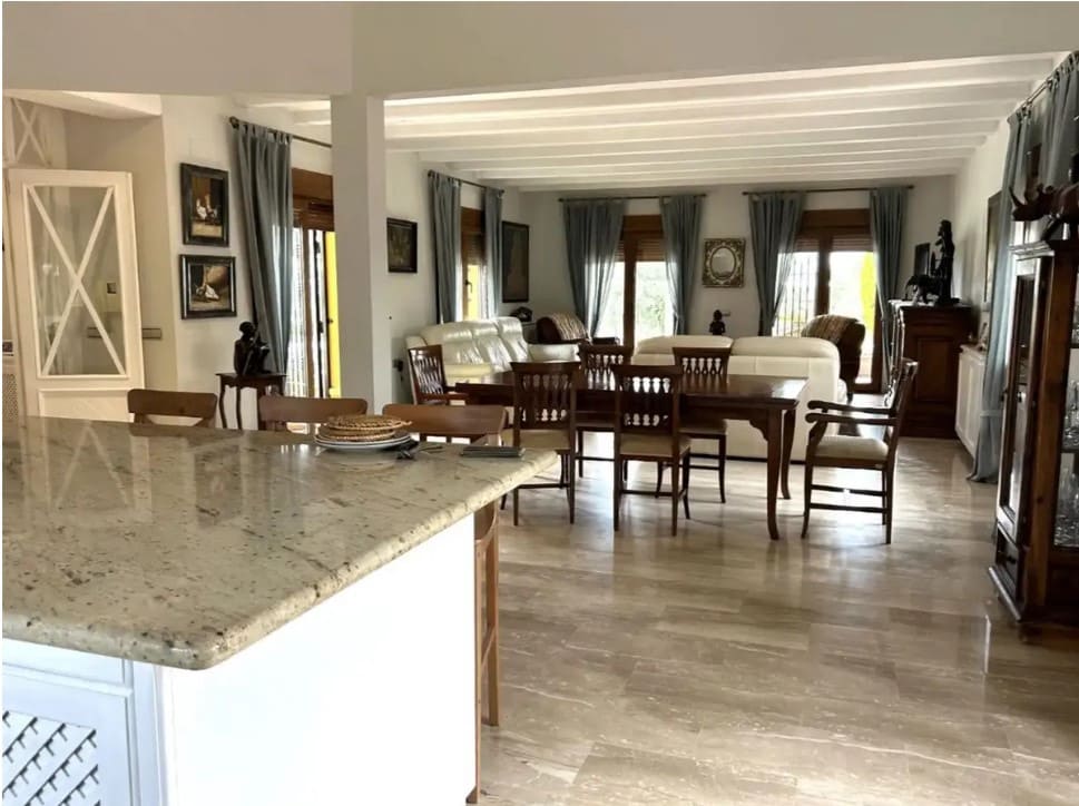 6 bedroom Finca/Country House for sale in La Murada with pool - € 950,000 (Ref: 10080552)