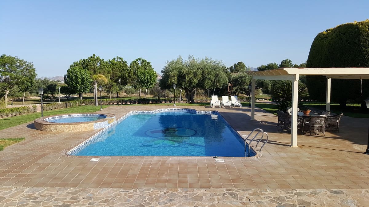6 bedroom Finca/Country House for sale in La Murada with pool - € 950,000 (Ref: 10080552)