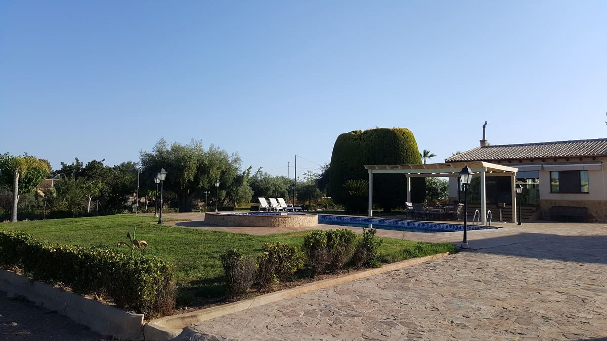 6 bedroom Finca/Country House for sale in La Murada with pool - € 950,000 (Ref: 10080552)