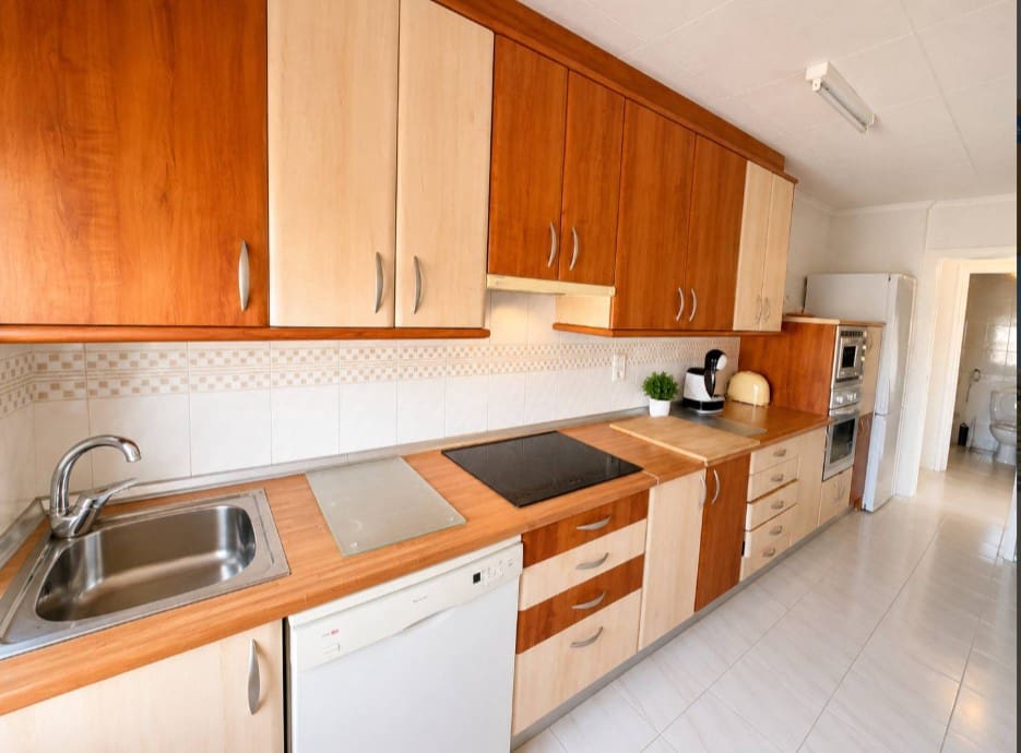 3 bedroom Apartment for sale in Torrevieja with garage - € 249,000 (Ref: 10097520)