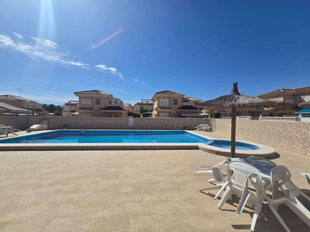 Villa/Maison à vendre à Los Balcones avec piscine garage - 370 000 € (Ref: 10097521)