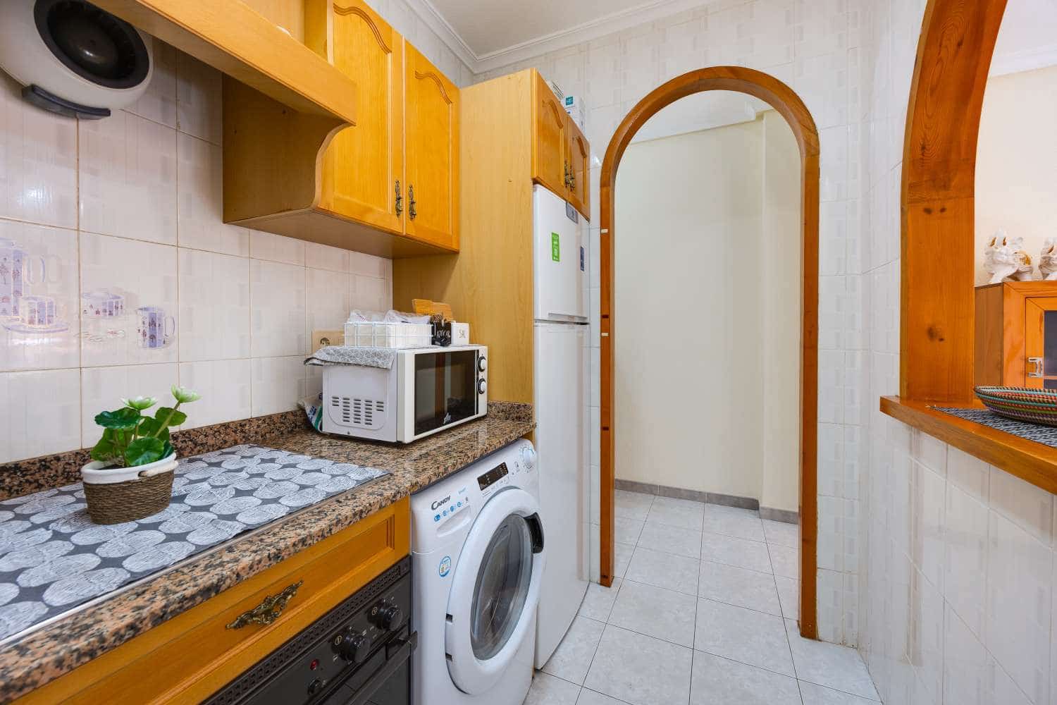 1 soveværelse Lejlighed til salg i Torrevieja med swimmingpool - € 129.990 (Ref: 10115514)