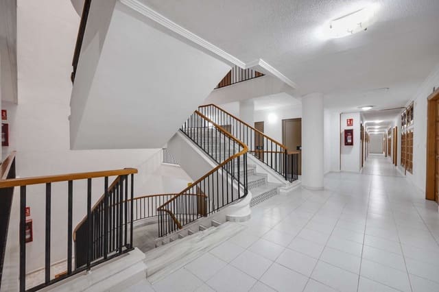 1 soveværelse Lejlighed til salg i Avenida Habaneras - Curva de Palangre, Torrevieja med swimmingpool - € 129.990 (Ref: 10115514)