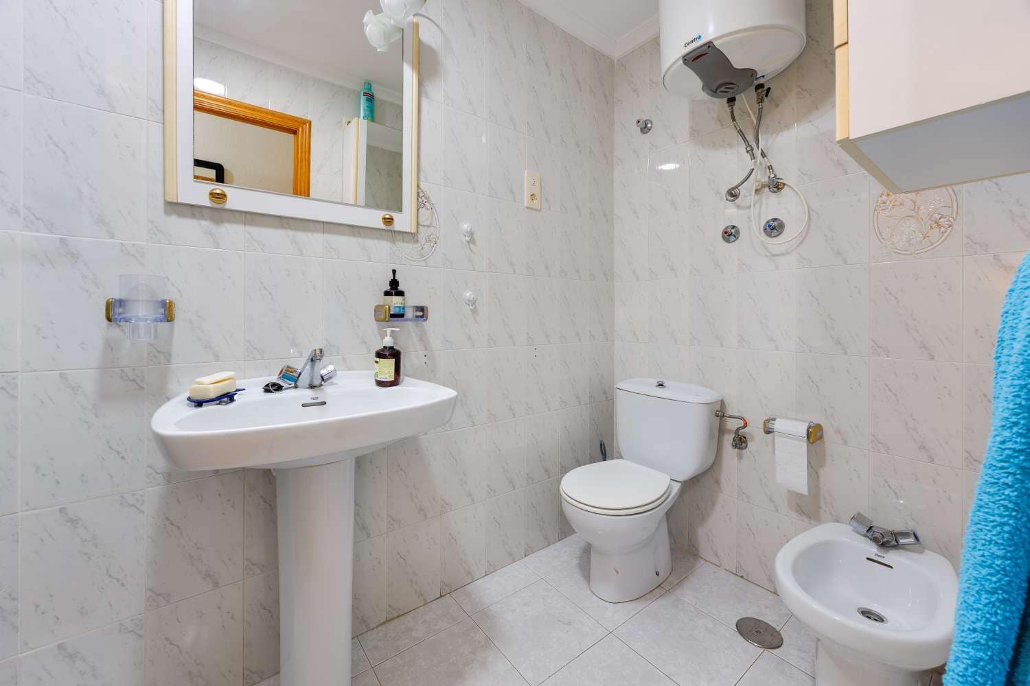 1 soveværelse Lejlighed til salg i Torrevieja med swimmingpool - € 129.990 (Ref: 10115514)