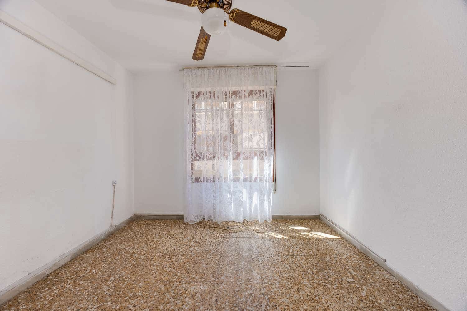 3 soveværelse Lejlighed til salg i Torrevieja - € 169.990 (Ref: 10115516)