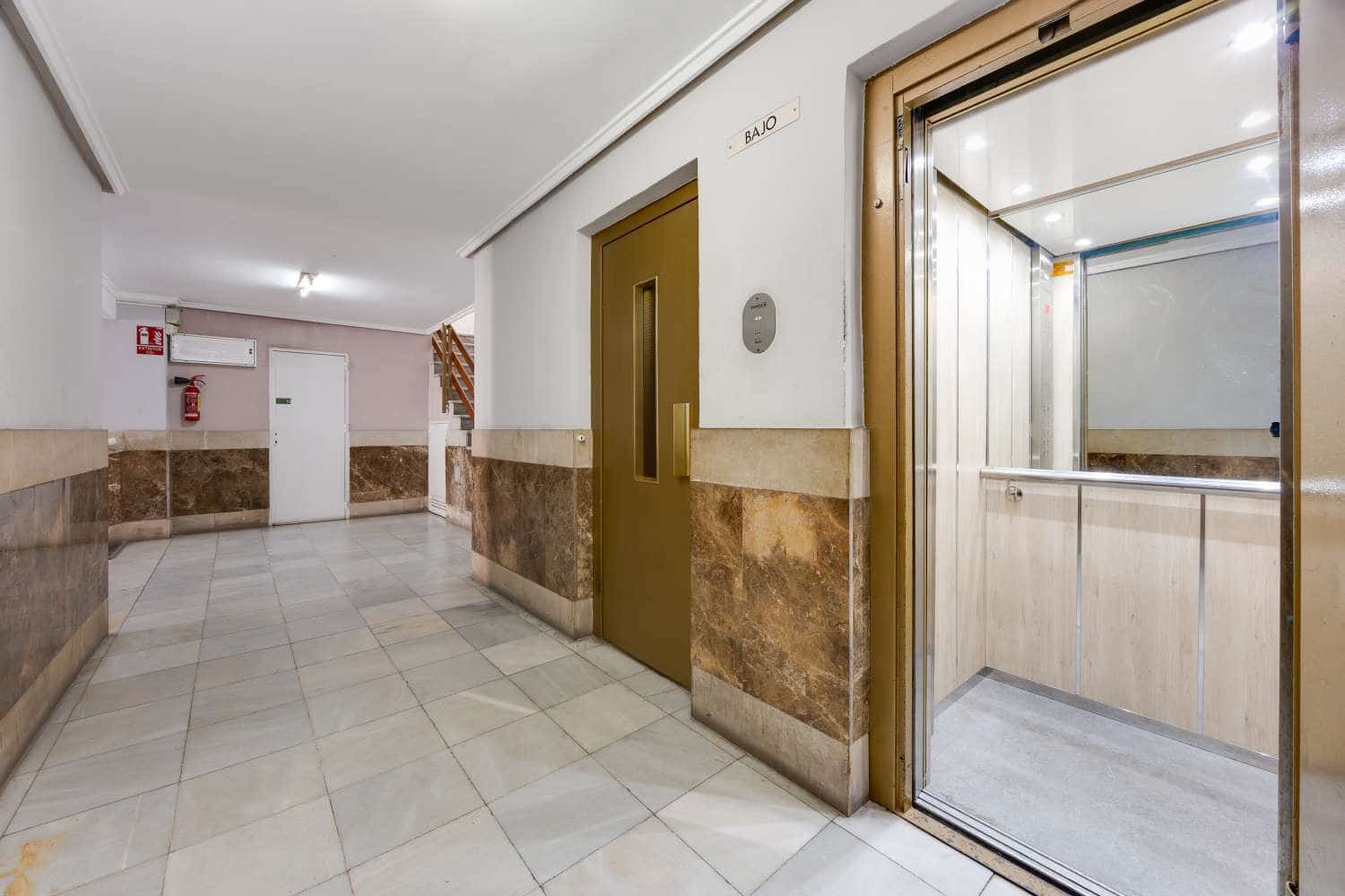3 soveværelse Lejlighed til salg i Torrevieja - € 169.990 (Ref: 10115516)