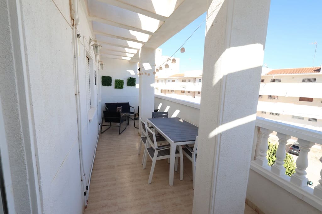 2 soverom Leilighet til salgs i Torrevieja med svømmebasseng - € 125 000 (Ref: 10115519)