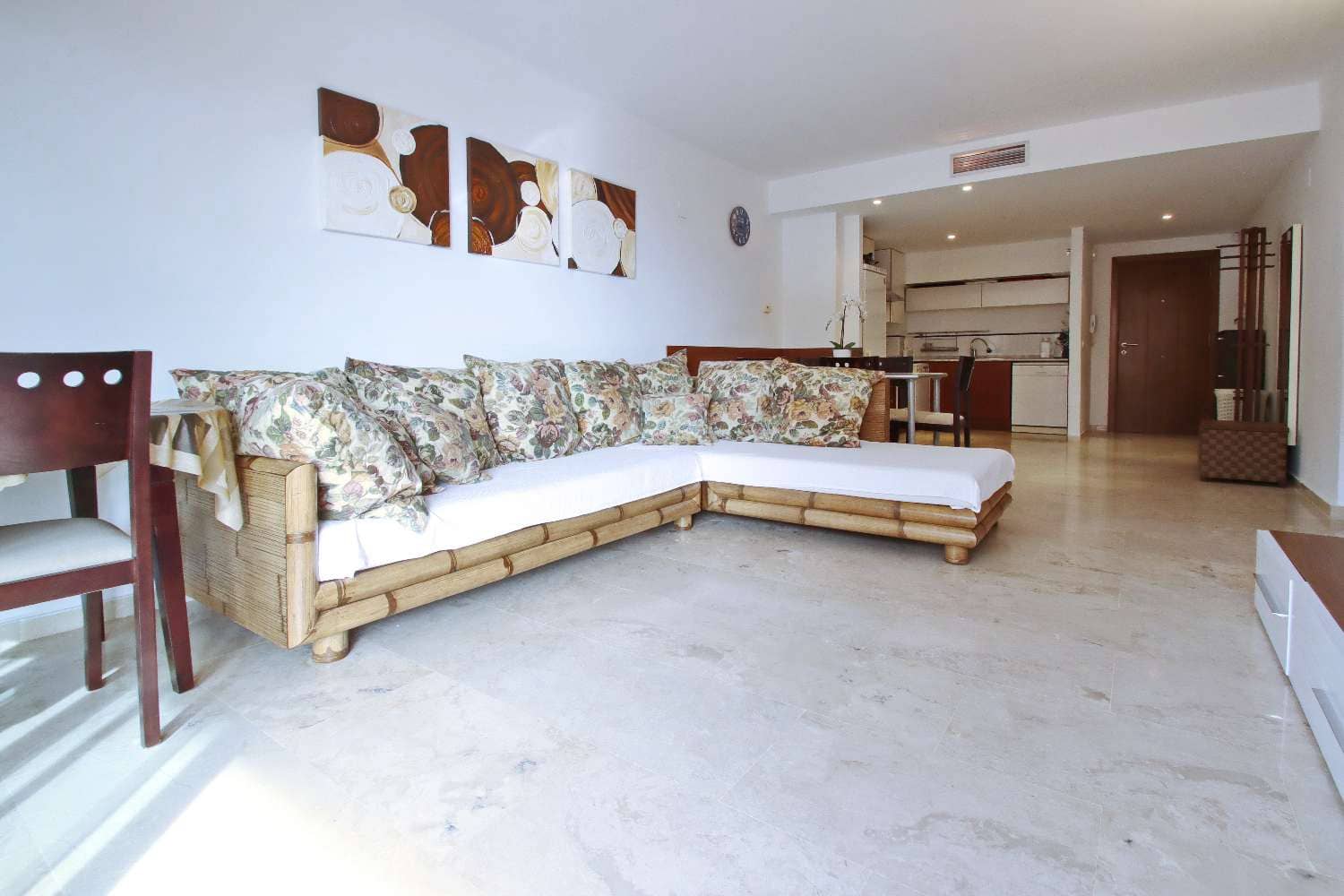 2 soverom Leilighet til salgs i Punta Prima med svømmebasseng garasje - € 280 000 (Ref: 10118921)