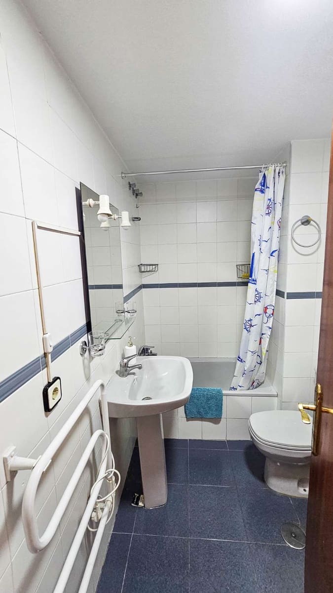 1 quarto Apartamento para venda em Torrevieja - 100 000 € (Ref: 10128195)