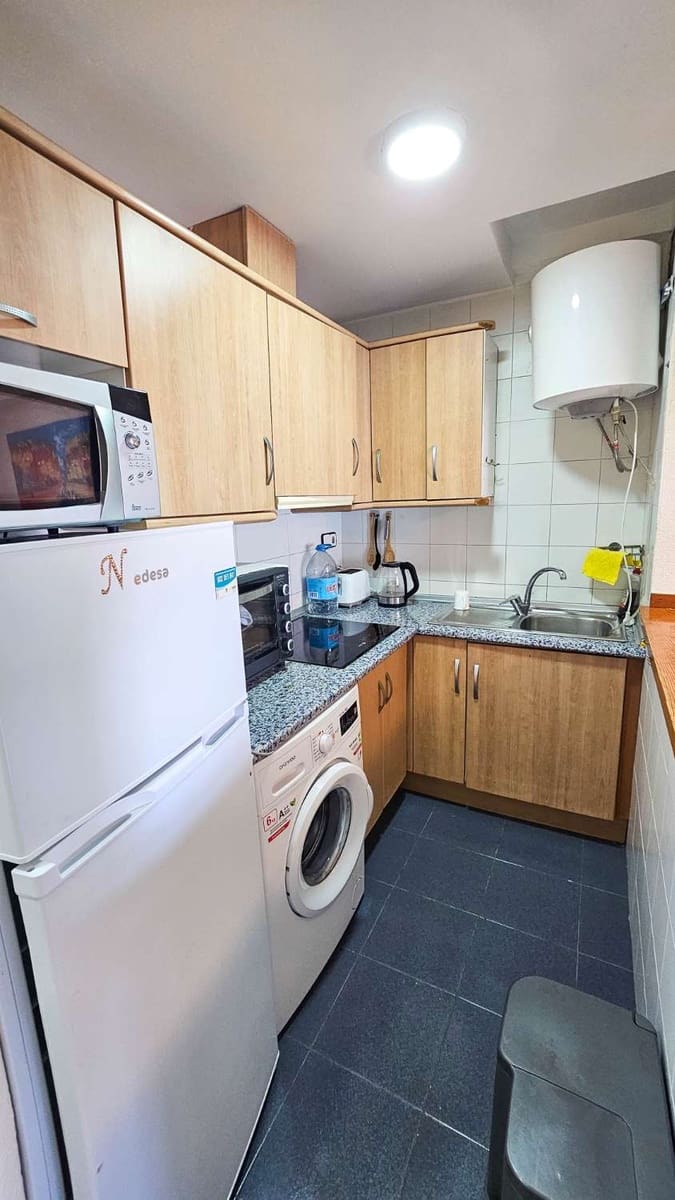 1 quarto Apartamento para venda em Torrevieja - 100 000 € (Ref: 10128195)