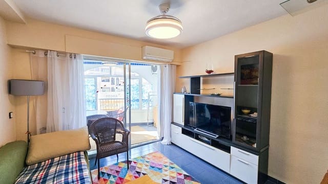1 quarto Apartamento para venda em Parque de las Naciones, Torrevieja - 100 000 € (Ref: 10128195)