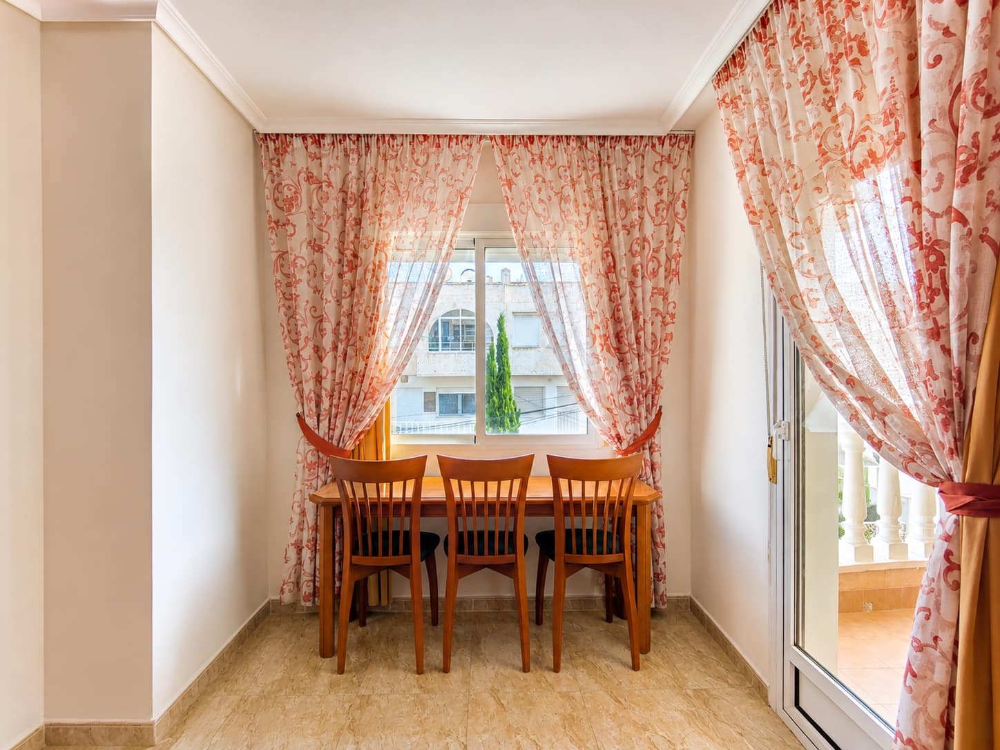 2 sypialnia Apartament na sprzedaż w Torrevieja - 145 000 € (Ref: 10131326)