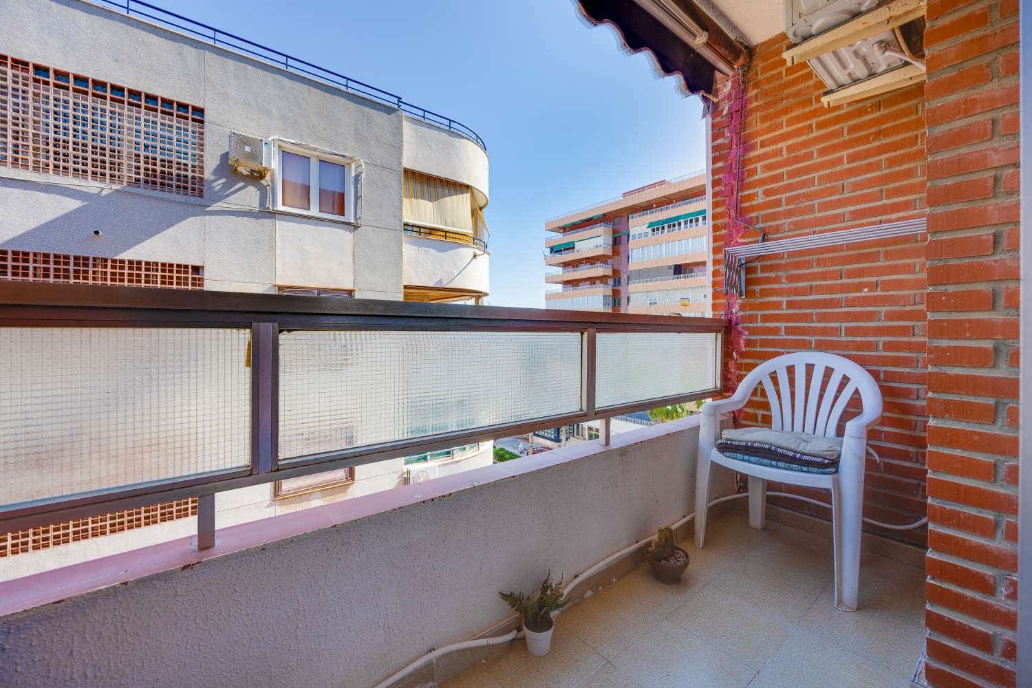 2 Zimmer Apartment zu verkaufen in Torrevieja - 149.900 € (Ref: 10135802)