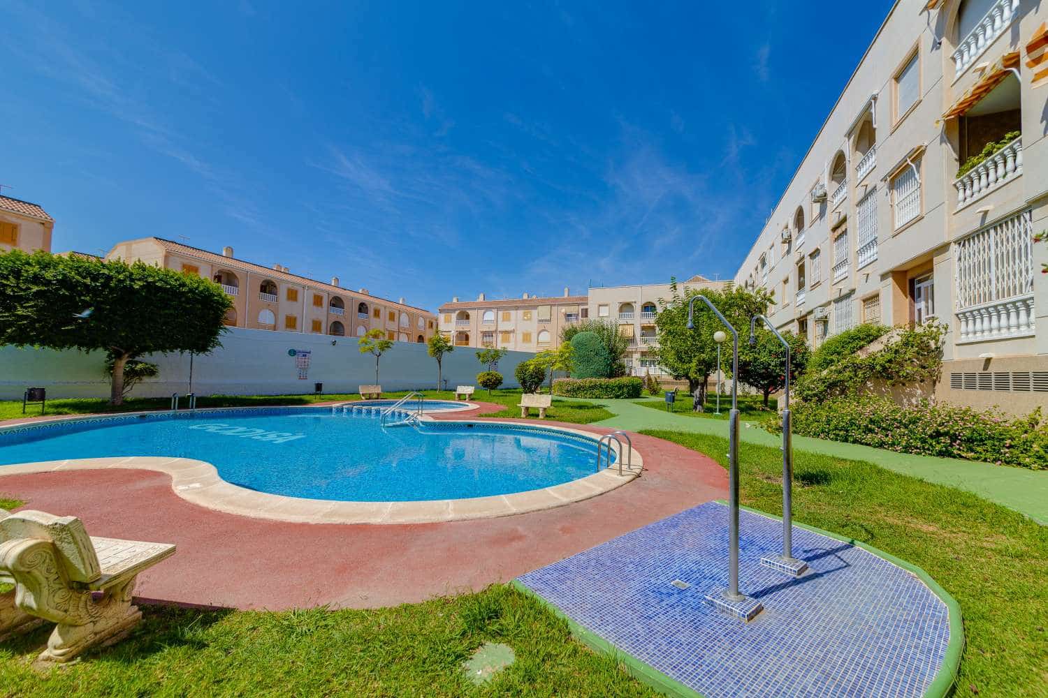 2 chambre Appartement à vendre à Torrevieja avec piscine garage - 159 900 € (Ref: 10135803)