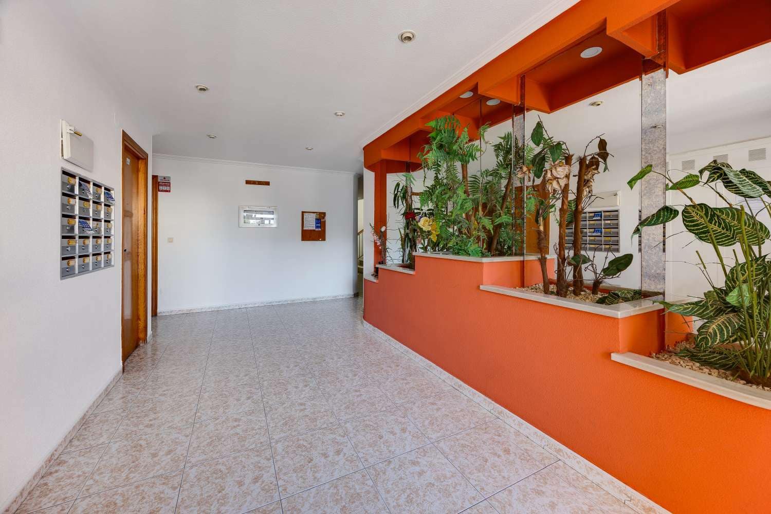 2 chambre Appartement à vendre à Torrevieja avec piscine garage - 159 900 € (Ref: 10135803)