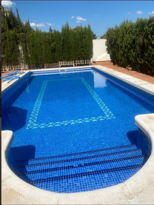 2 soveværelse Rækkehus til salg i Torrevieja med swimmingpool garage - € 348.000 (Ref: 10135805)